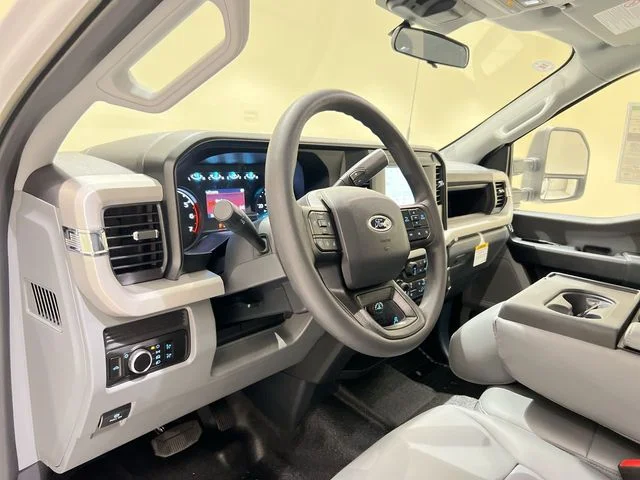 2026 Ford F-250 Super Duty XL - Photo 9