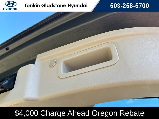 2025 Nissan Leaf S - Photo 30