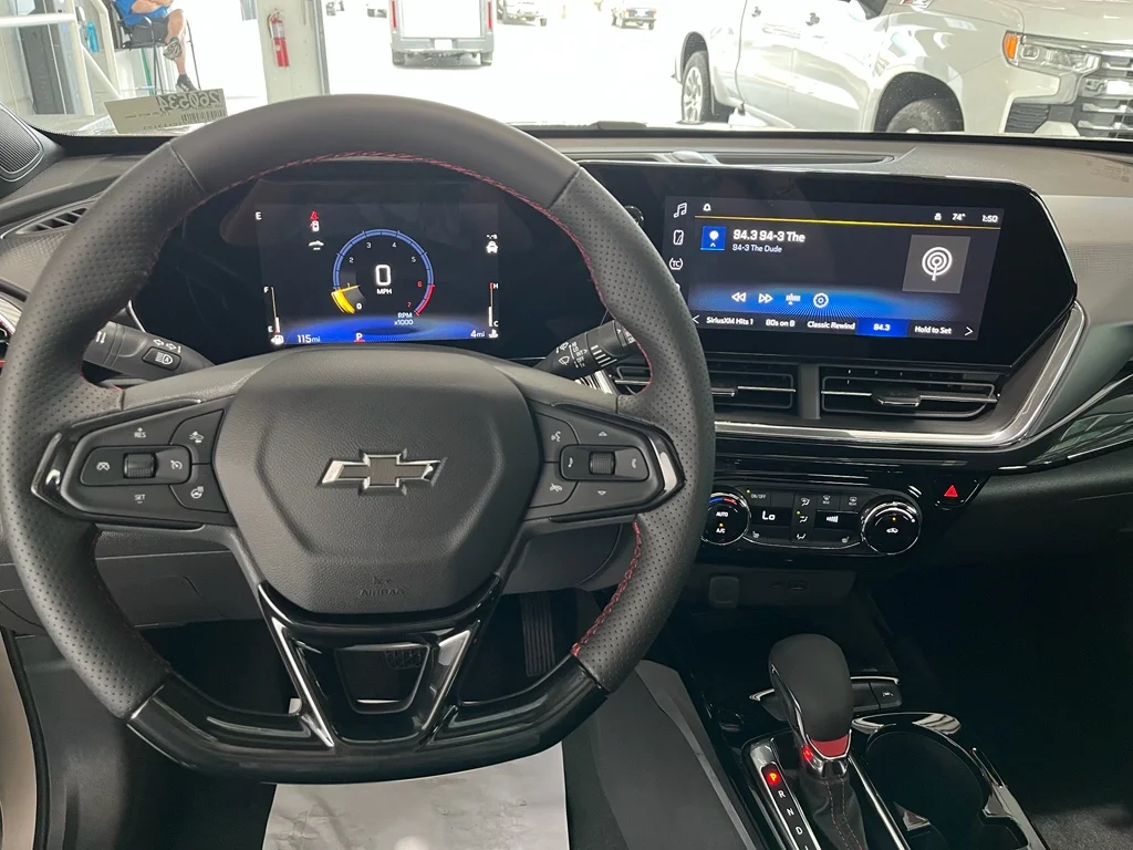 2026 Chevrolet Trax RS - Photo 16