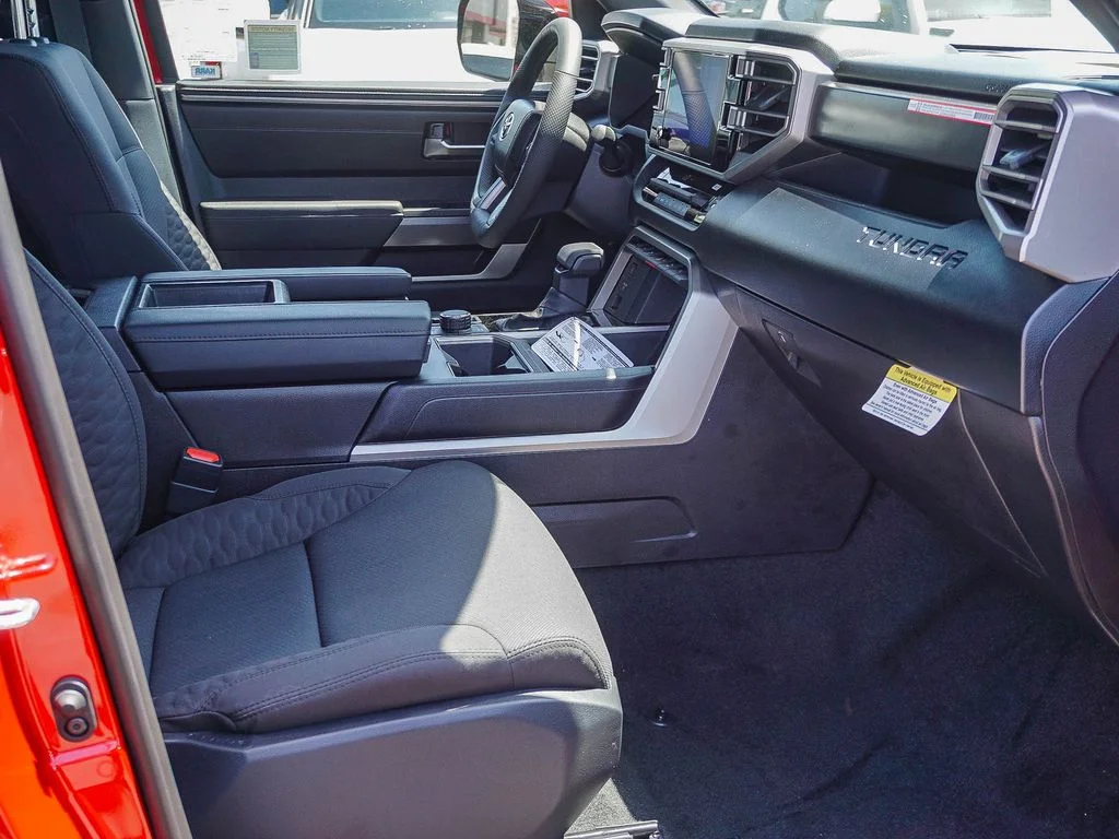2026 Toyota Tundra SR5 - Photo 12
