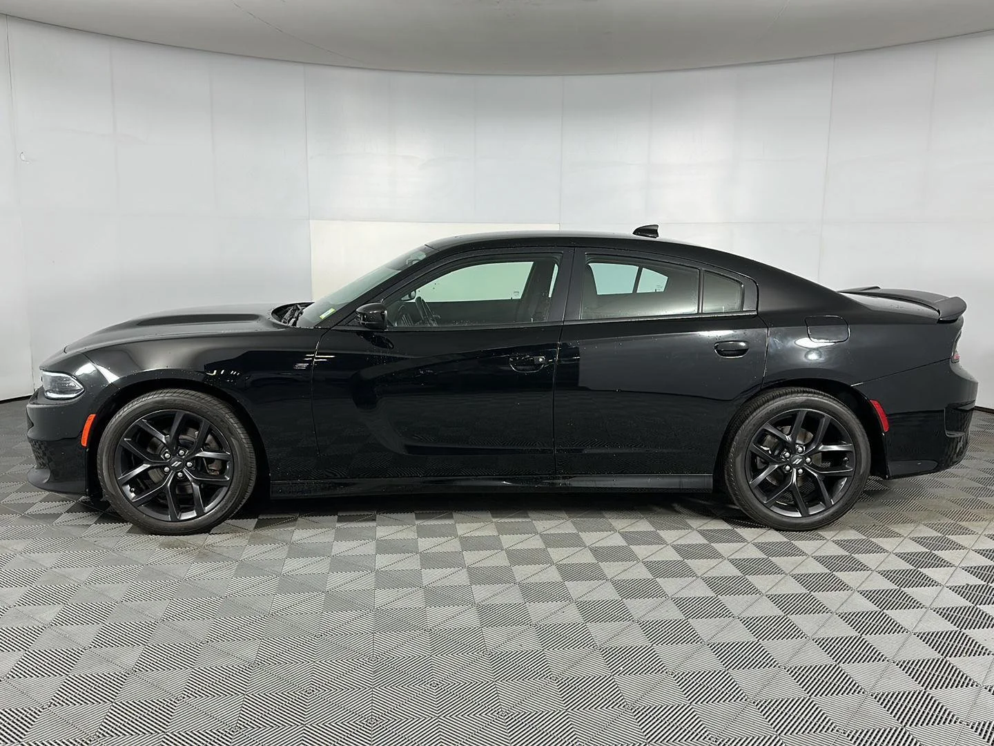 Used 2022 Pitch Black Clearcoat Dodge GT image 4