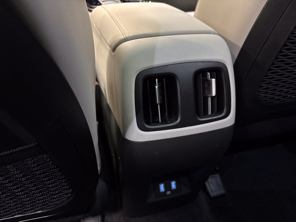 Used 2024 Black Hyundai Limited image 19