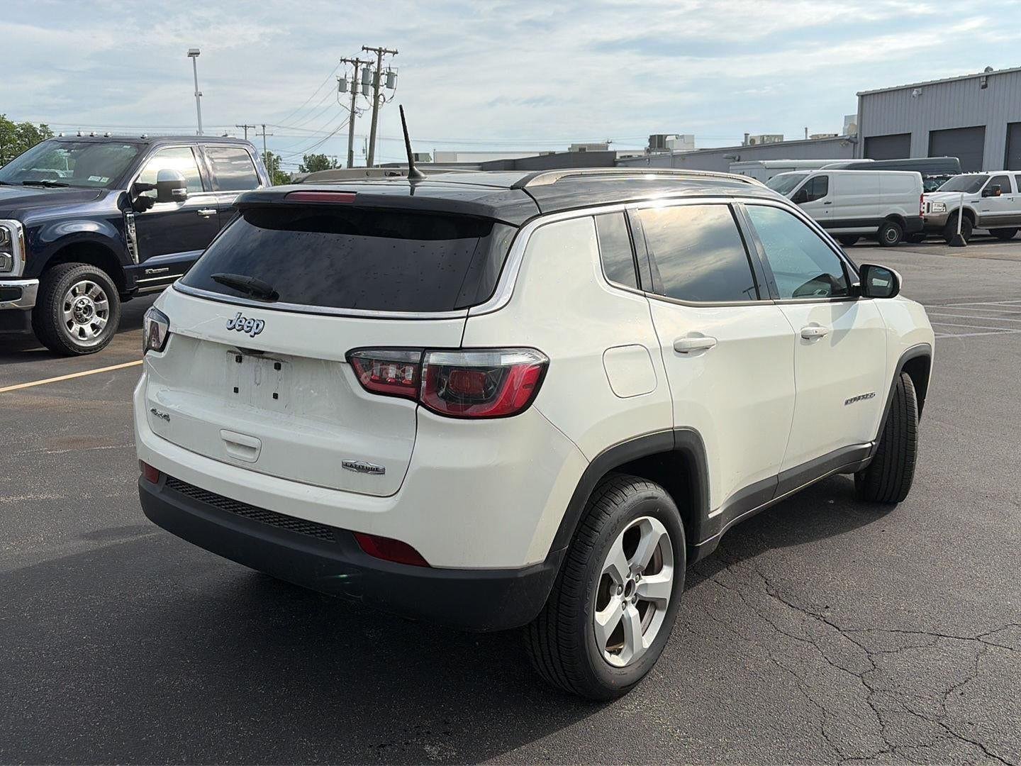 Used 2018 White Clearcoat Jeep Latitude image 16