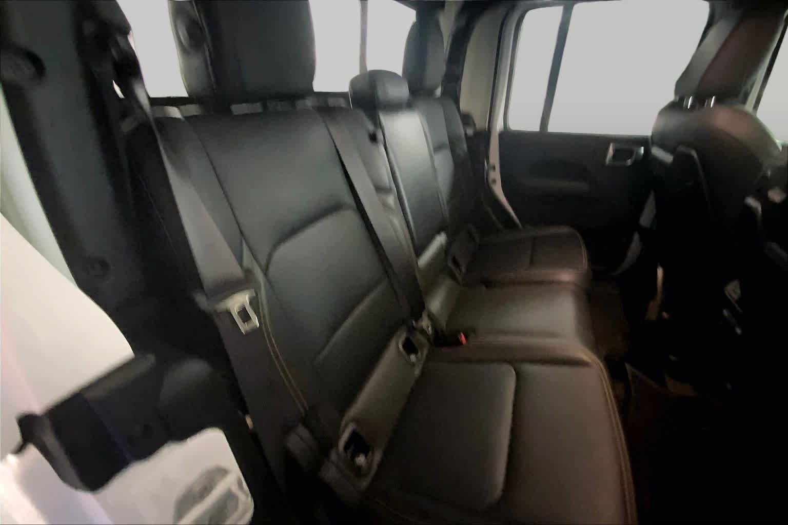 Used 2024 Bright White Clearcoat Jeep Texas Trail image 19