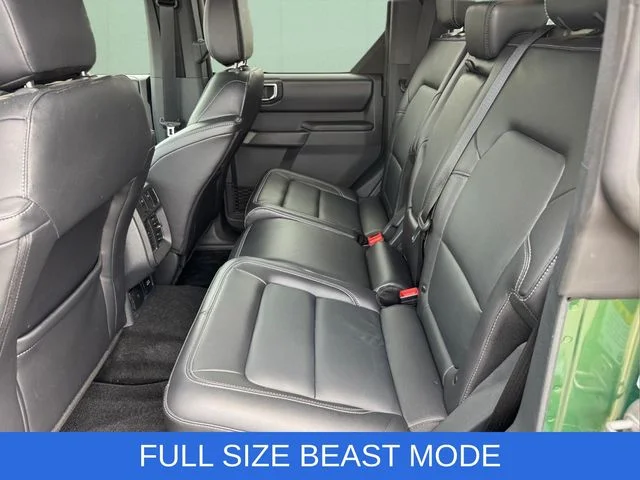 Used 2025 Green Ford Outer Banks image 13