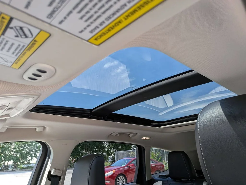 Used 2018 Gray Ford Titanium image 22