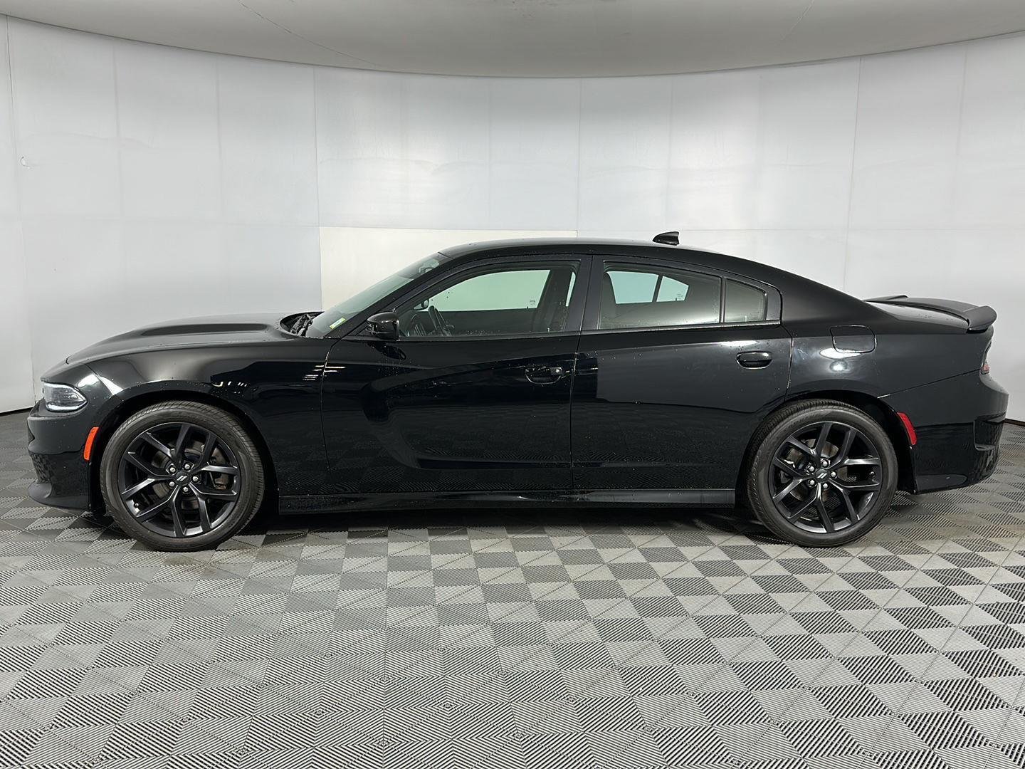 Used 2022 Pitch Black Clearcoat Dodge GT image 4