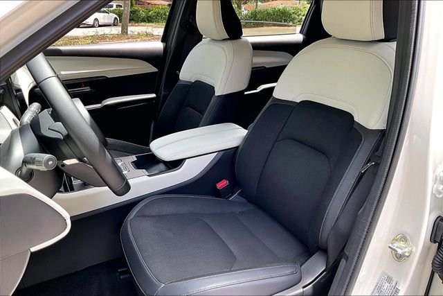 New 2026 Rhodium White Metallic Mazda 2.5 S Preferred AWD image 8
