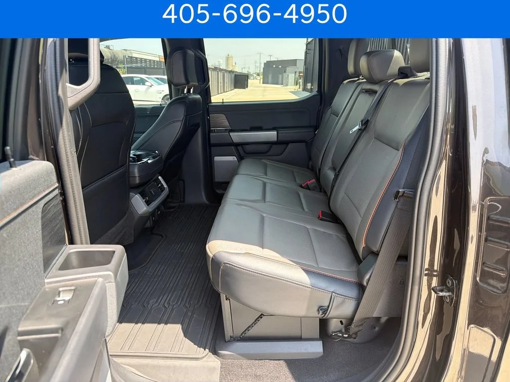 Pre-Owned 2024 Ford F-150 LARIAT