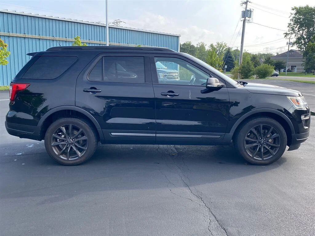Used 2019 Agate Black Ford XLT image 12