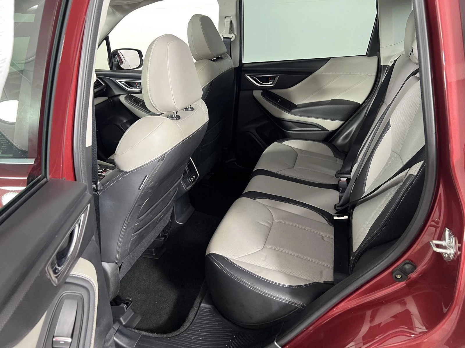 Used 2023 Crimson Red Pearl Subaru Limited image 12