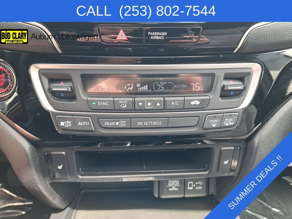 Used 2019 Black Honda Touring image 22