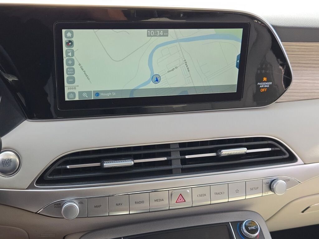 Used 2021 White Hyundai SEL image 27