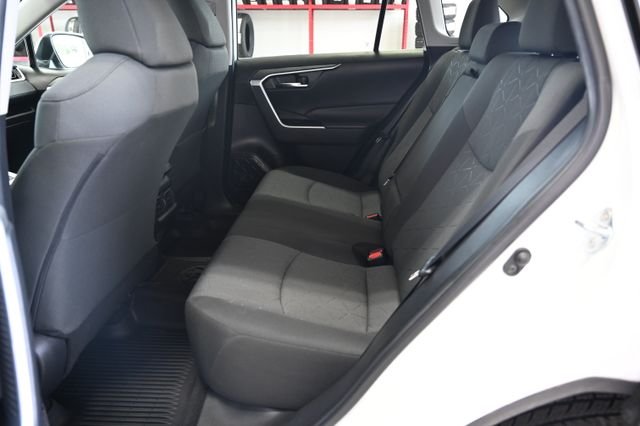Used 2022 White Toyota XLE image 12