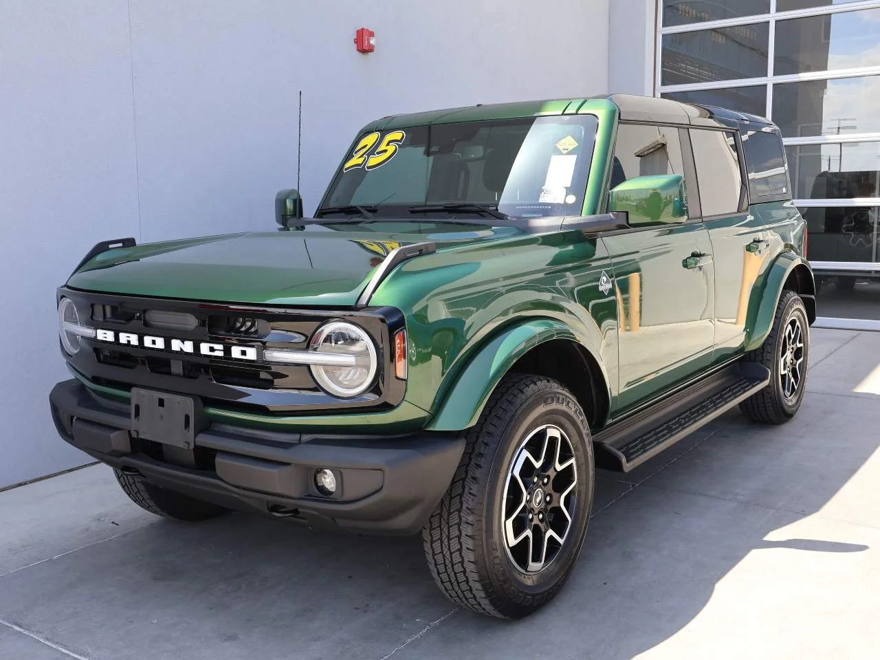 Used 2025 Eruption Green Ford Outer Banks image 1