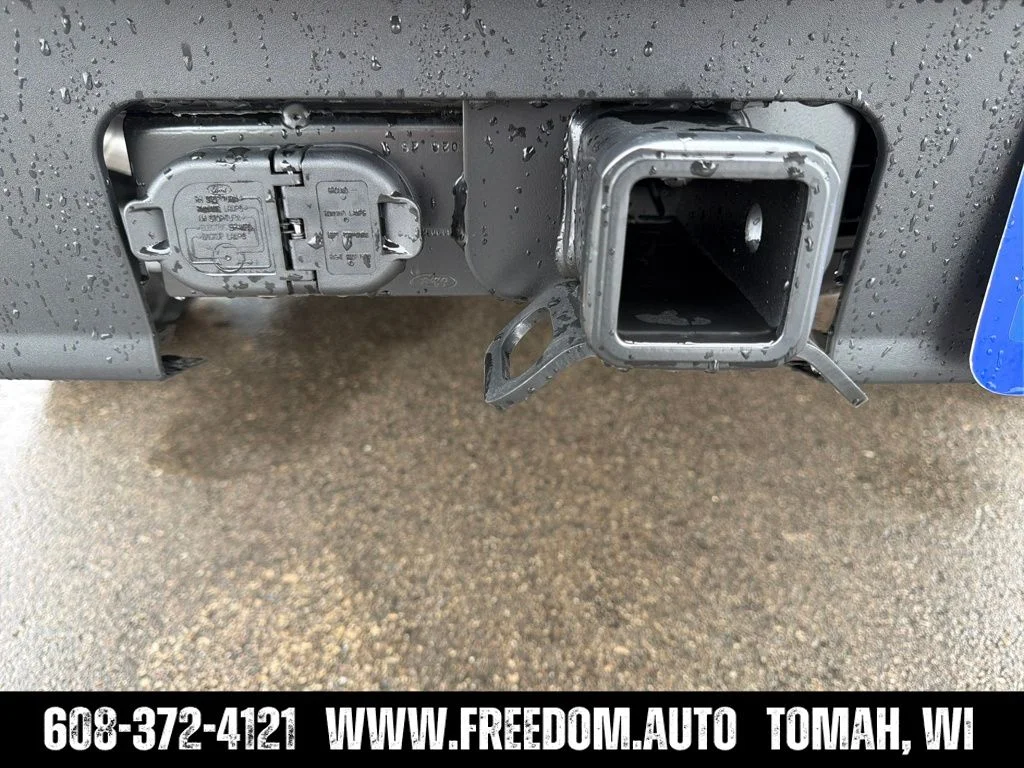 New 2026 Carbonized Gray Metallic Ford XLT image 41
