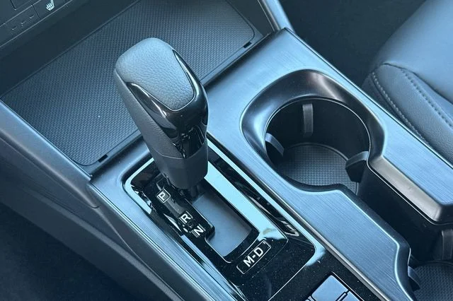 New 2026 RIVER ROCK PEARL Subaru Premium image 18