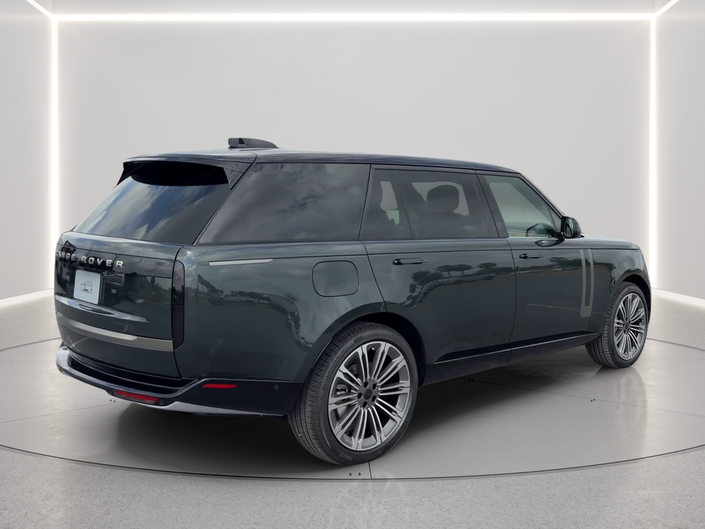 New 2026 Belgravia Green Land Rover SE image 5
