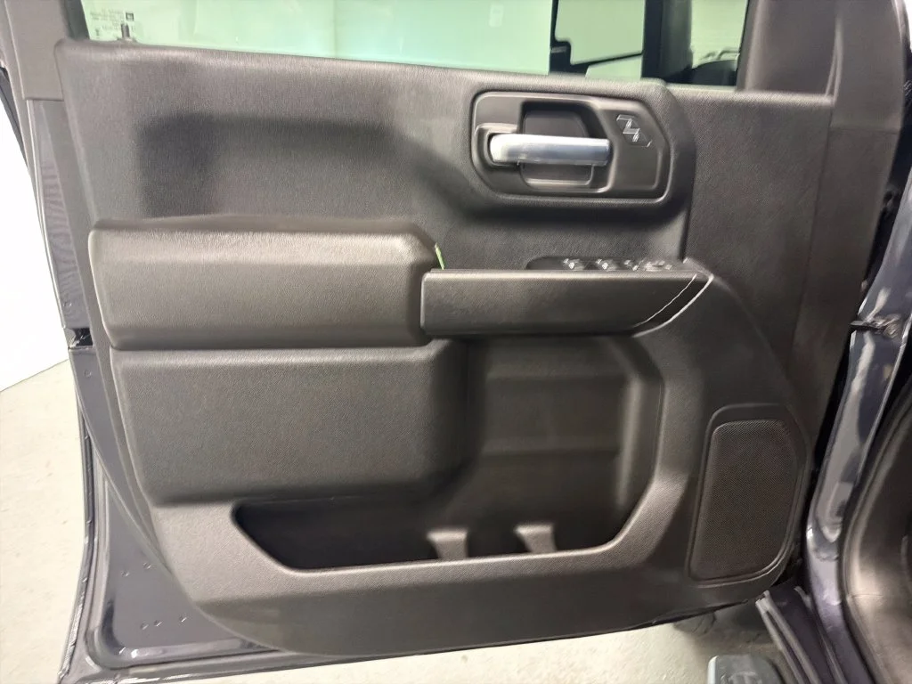 Used 2024 Gray Chevrolet Custom image 14