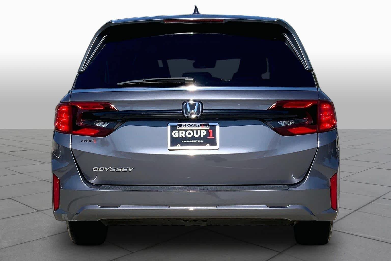 Used 2025 Smoke Blue Pearl Honda EX-L image 5