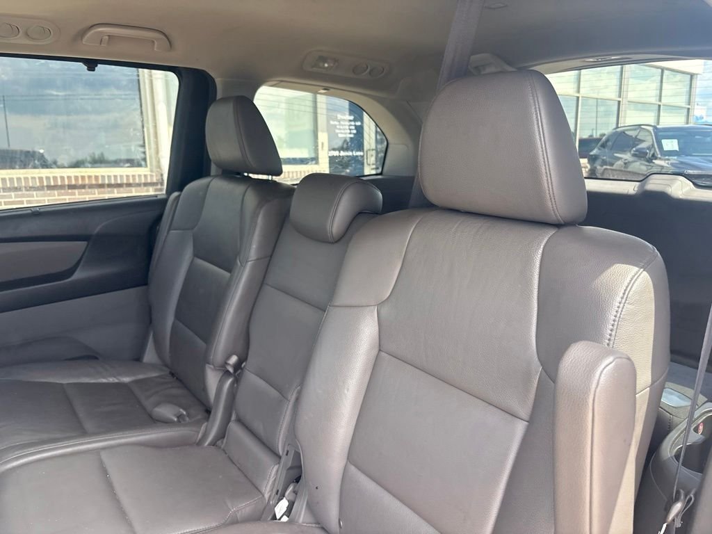 Used 2016 Gray Honda EX-L image 38