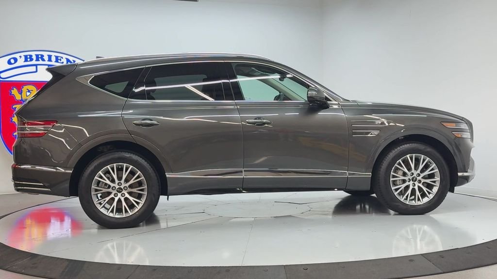 Used 2025 Gray Genesis 2.5T image 4