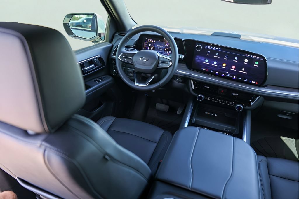 2026 Chevrolet Suburban Z71 - Photo 28