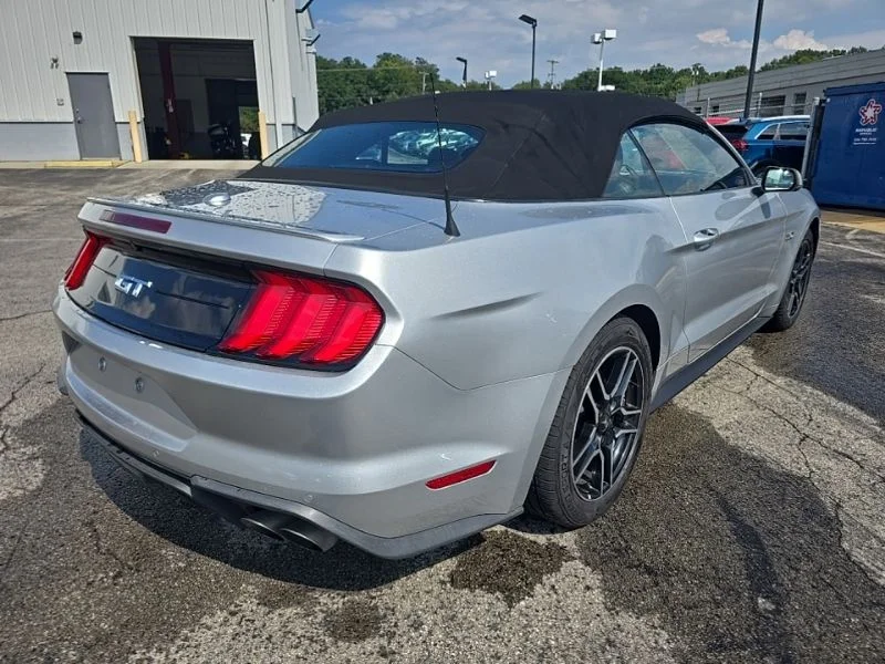 Used 2019 Silver Ford GT Premium image 10