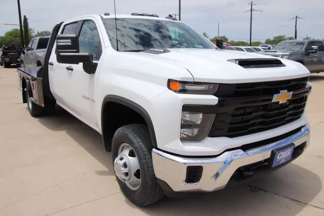 New 2026 Summit White Chevrolet Work Truck image 3