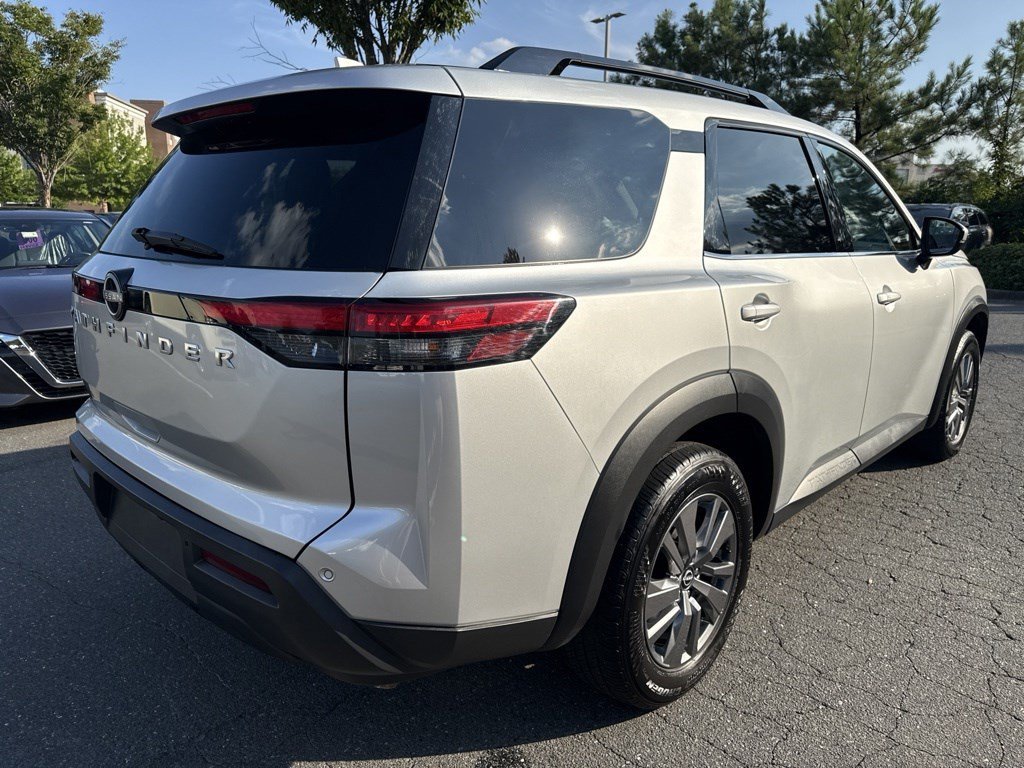 Used 2025 Brilliant Silver Metallic Nissan SV image 7