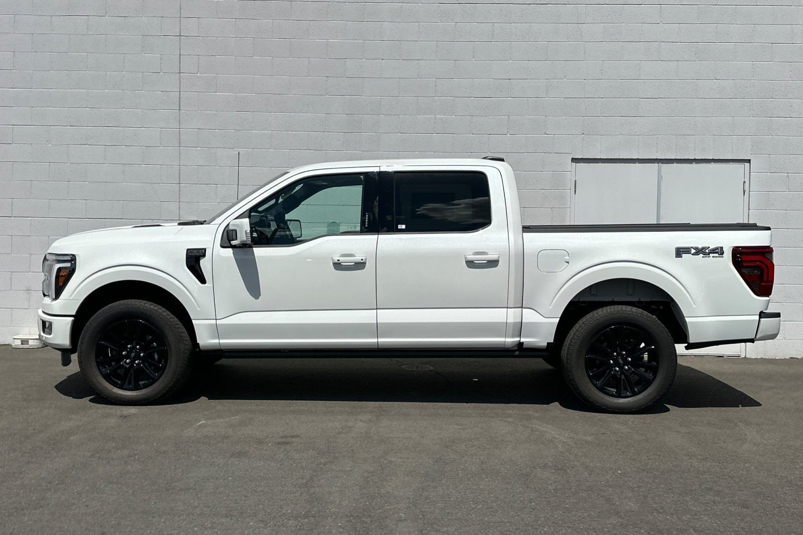 New 2026 White Ford Platinum image 6
