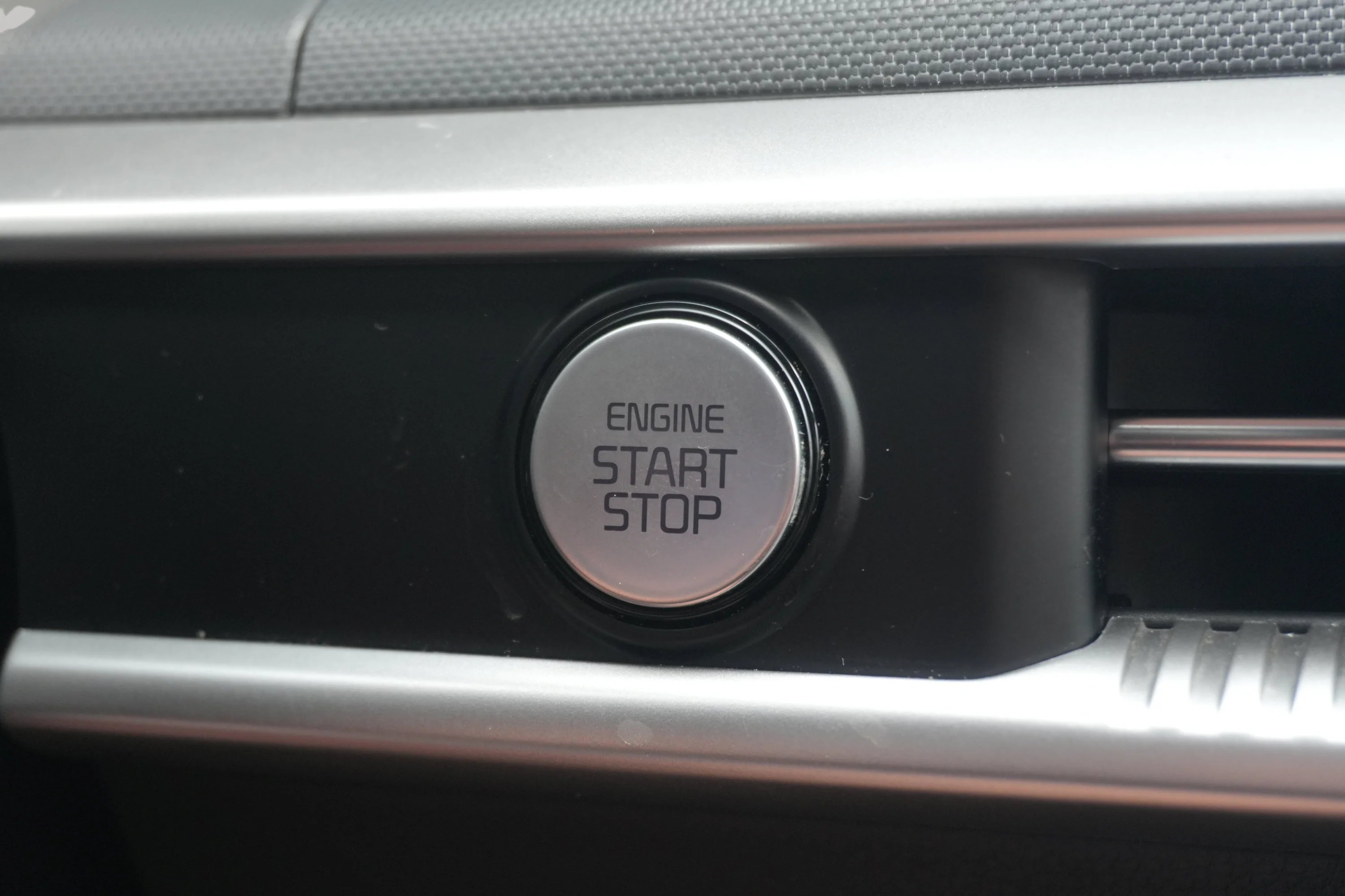 Used 2023 Wolf Gray Kia GT-Line image 42