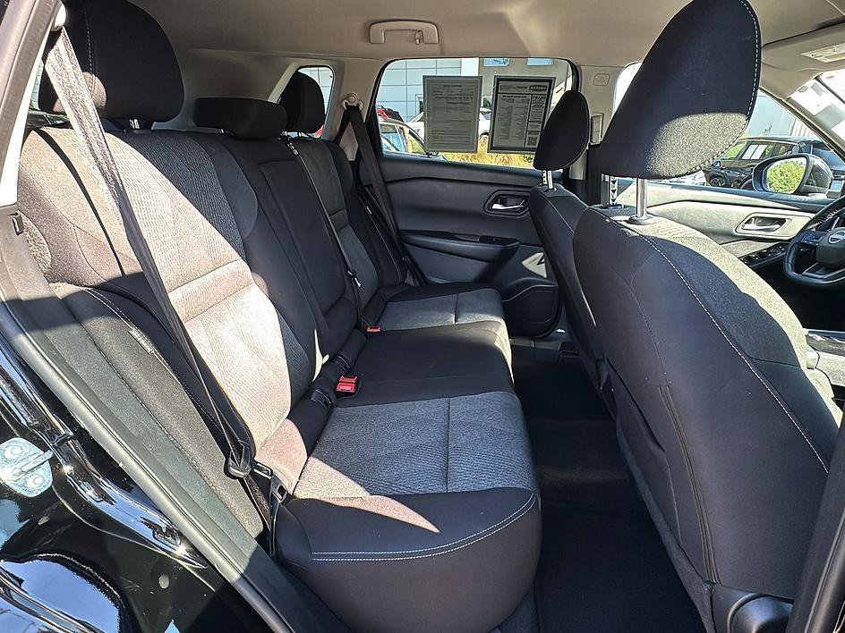 Used 2025 Super Black Nissan SV image 23