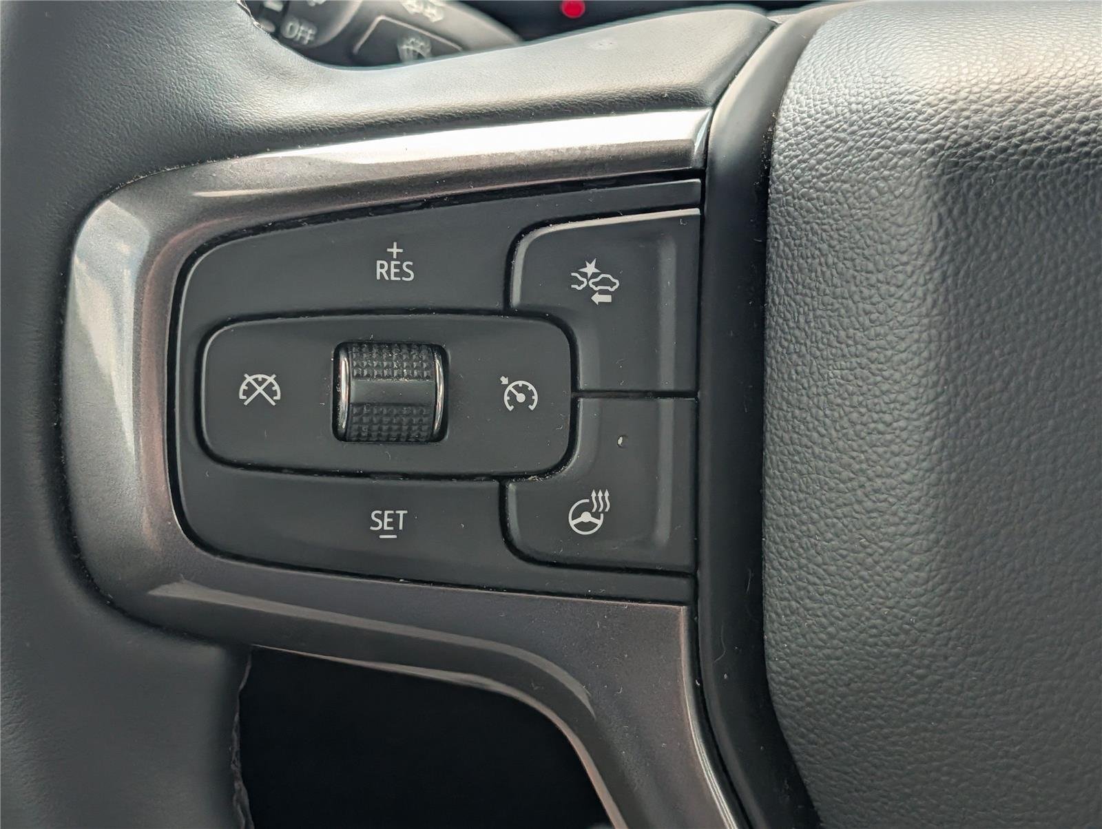 Used 2025 Black Chevrolet ZR2 image 25