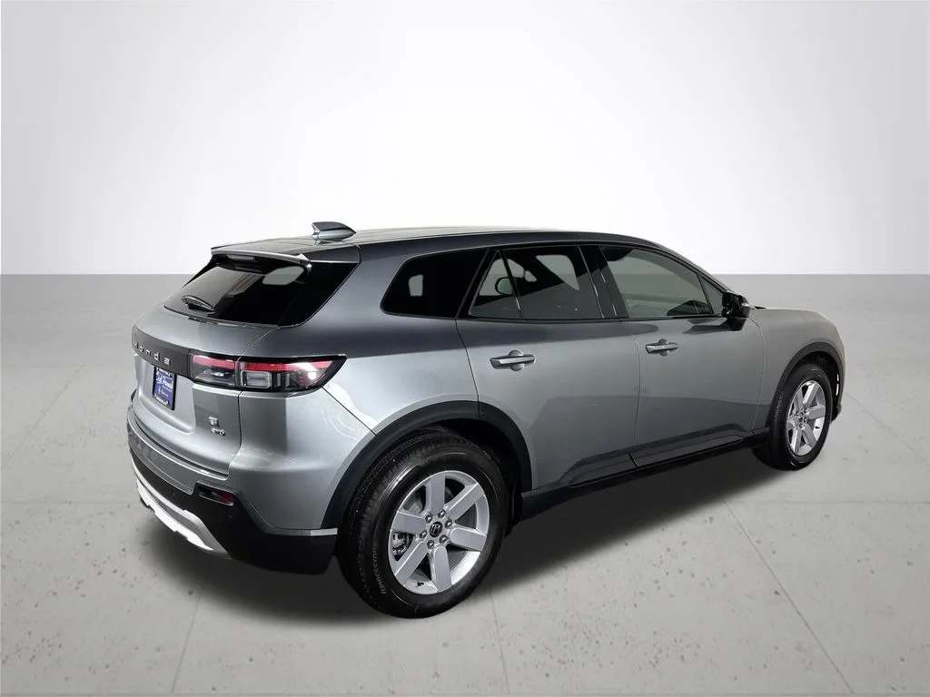 New 2026 Mercury Silver Metallic Honda EX image 6