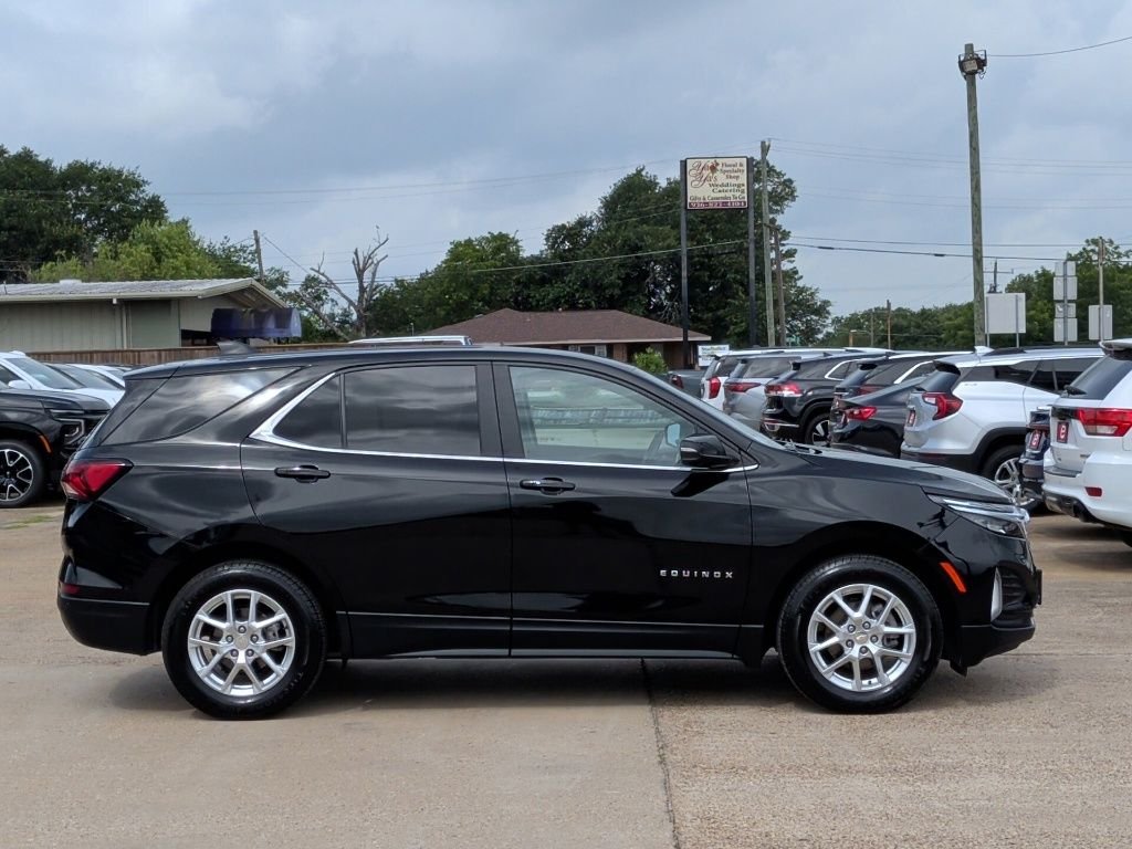 Used 2022 Black Chevrolet LT image 9