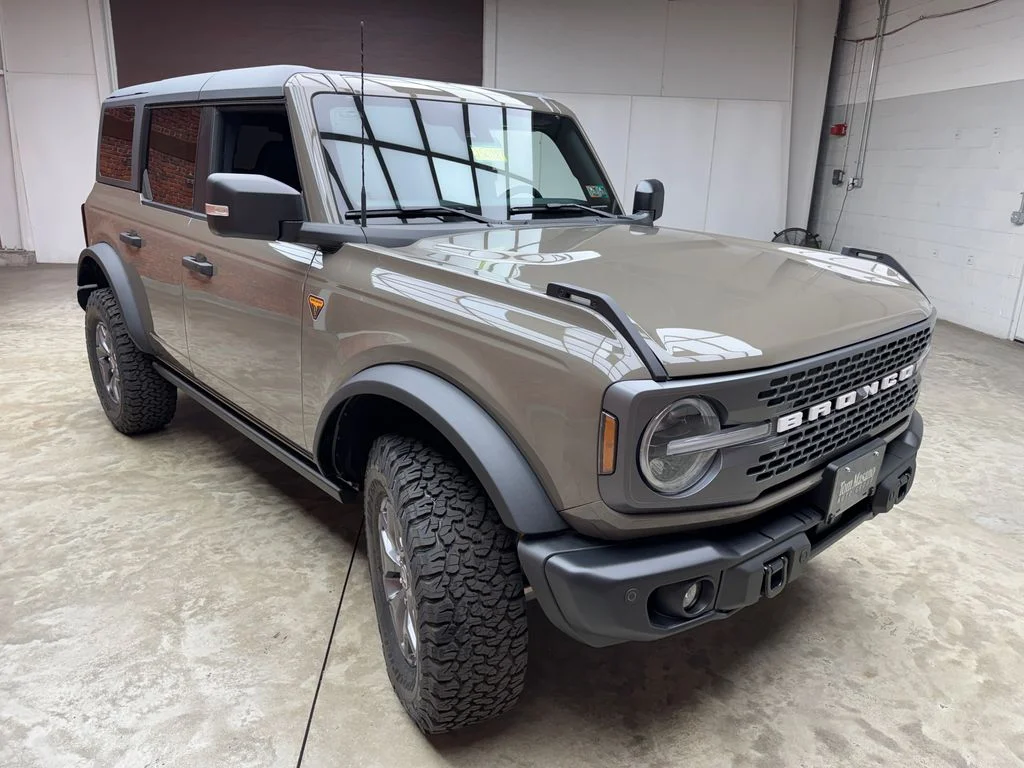 New 2025 Marsh Gray Ford Badlands® image 7