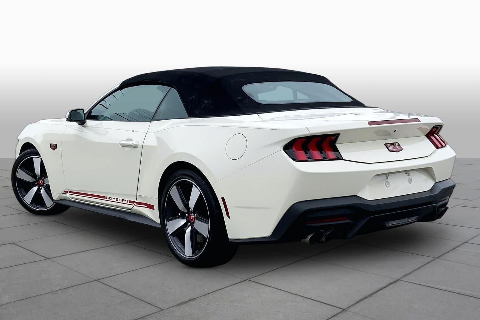 Used 2025 Wimbledon White Ford GT Premium image 11