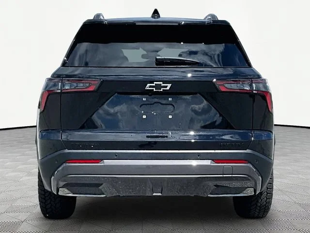 New 2027 Mosaic Black Metallic Chevrolet ACTIV image 5