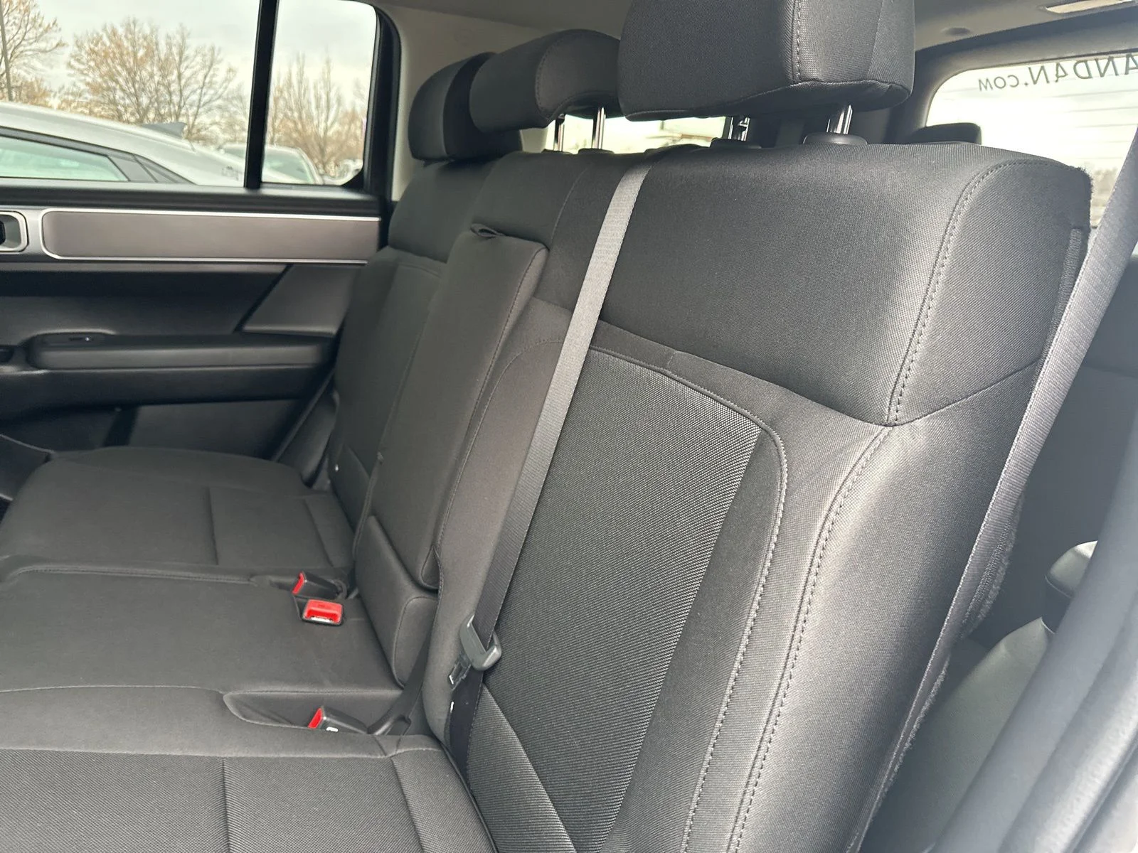 Used 2025 White Hyundai SE image 17