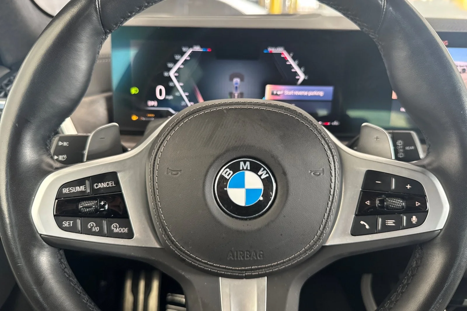 Used 2023 GREY METALLIC BMW xDrive40i MSport image 24
