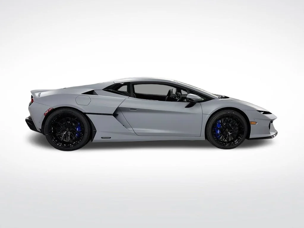 New 2026 Silver Lamborghini  image 6