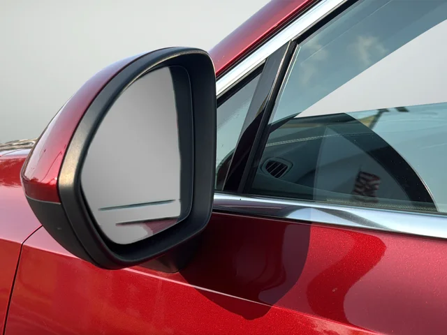 Used 2023 Red Buick Preferred image 10