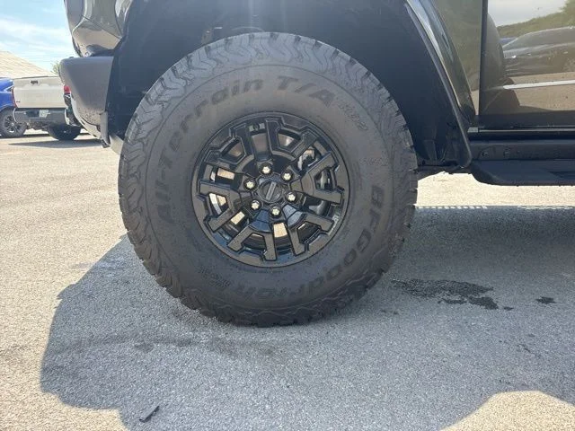 Used 2024 Green Ford Raptor image 27