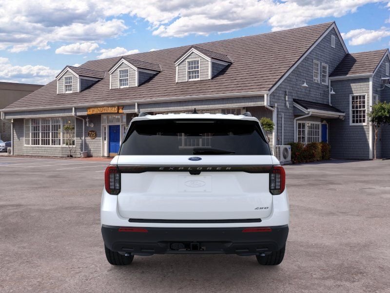Used 2026 Star White Metallic Tri-Coat Ford Active image 5