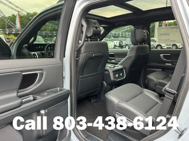 New 2026 Glacier Gray Metallic Tri-Coat Ford Platinum® image 11