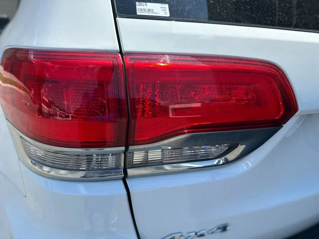 Used 2020 White Jeep Summit image 27
