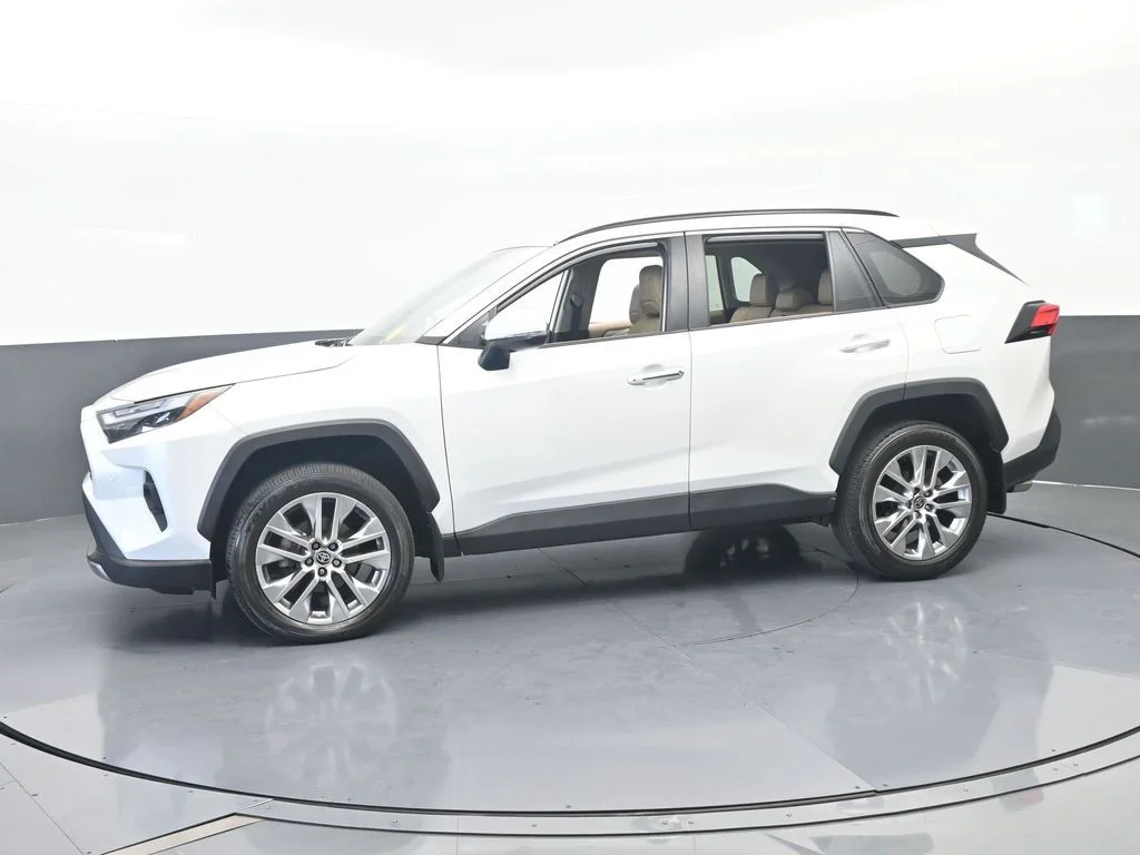 Used 2023 Ice Cap Toyota Limited image 2