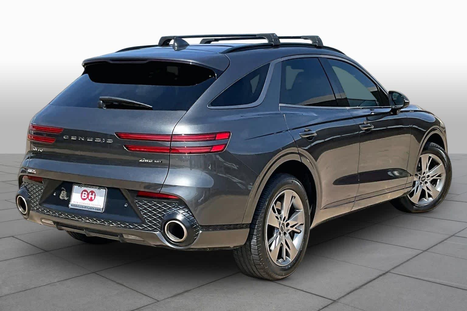 Used 2024 Makalu Gray Genesis 3.5T Sport image 13