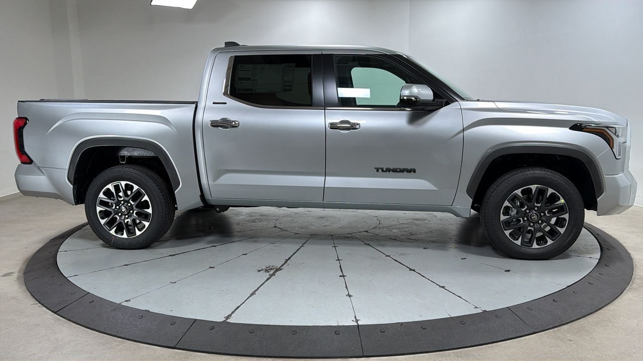 2026 Toyota Tundra Limited - Photo 6